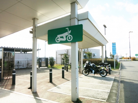 バイクの駐車場が自宅にない 効率的な探し方と各駐車場の費用を徹底紹介 Akiブログ