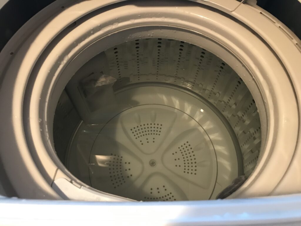 重曹で洗濯槽の掃除5分回した後